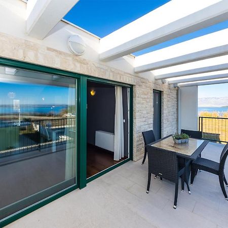 Queen Beach Apartments Нін Екстер'єр фото